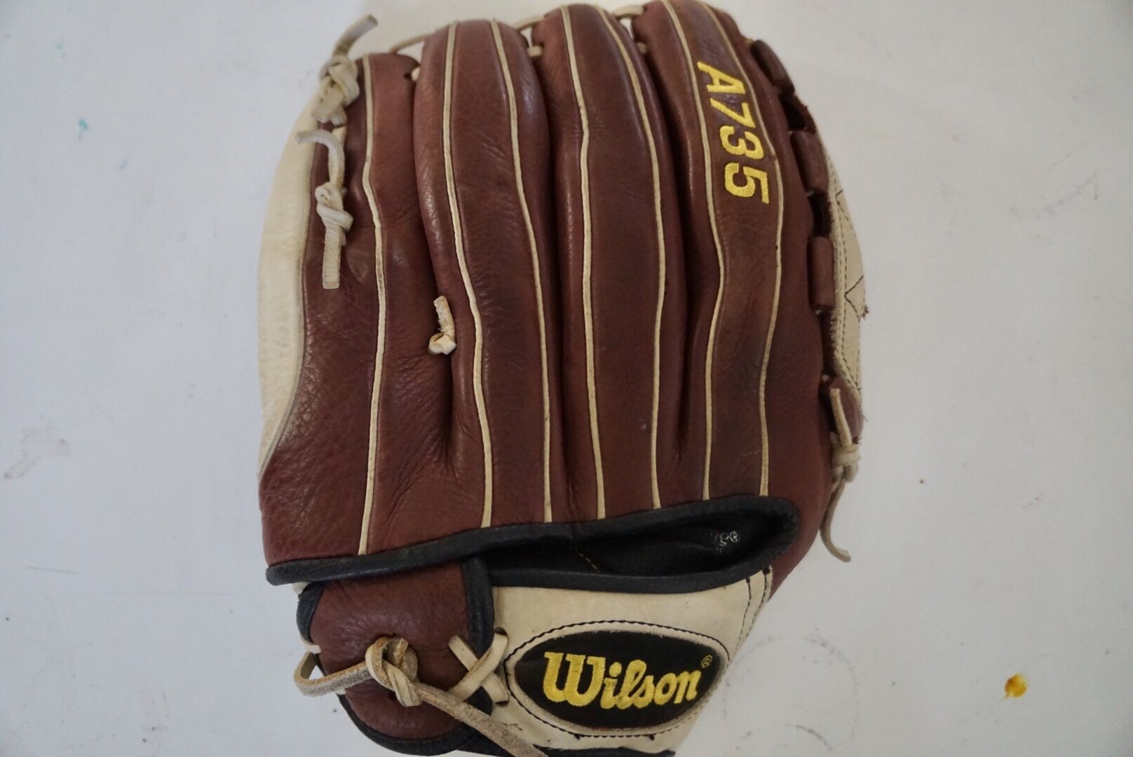 Wilson baseball glove RH throw A0375 Ecco Leather