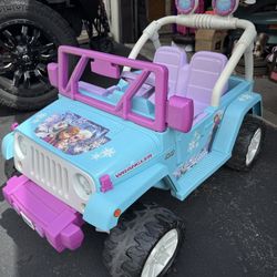 Disney’s Frozen Jeep Wrangler Power Wheel