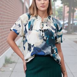 Alex & Lili Women’s Watercolor Colors Green Beige Tie Neck Blouse Sz M