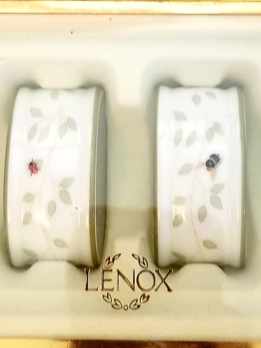 Lenox 'Butterfly Meadows' Napkin Rings (4 Rings/Box)