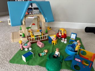 Little Tykes Doll House