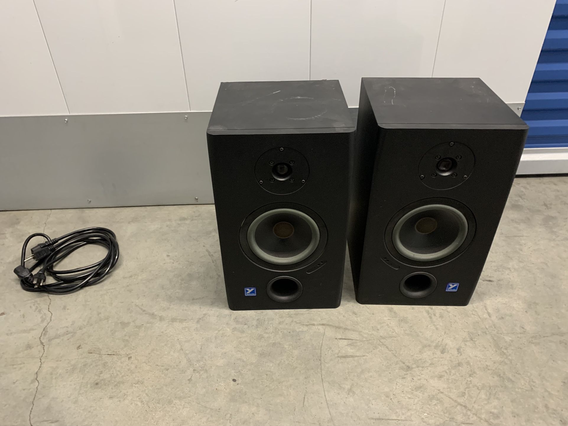 Yorkville YSM1p Studio Monitors