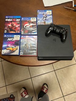 PS4 ( PlayStation 4 )