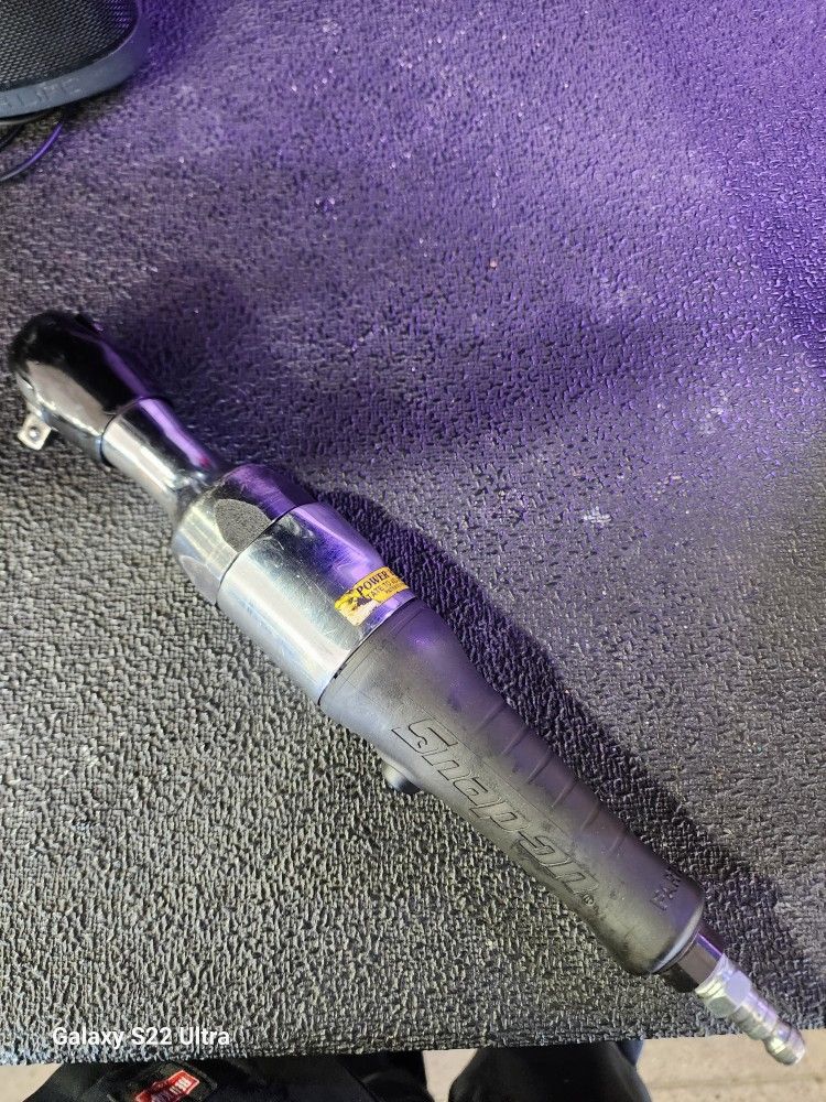 Snap On 3/8 Air Rachet FAR7200