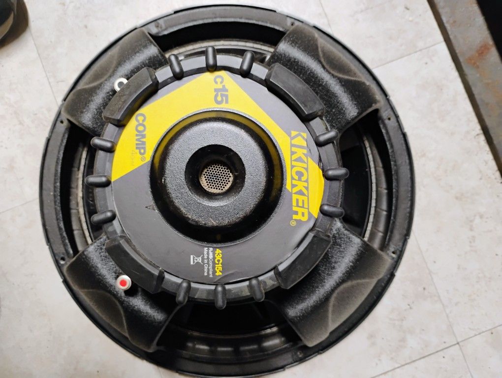 15 InCh Kicker Comps