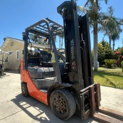 NEWEST TOYOTA forklift For Sale 