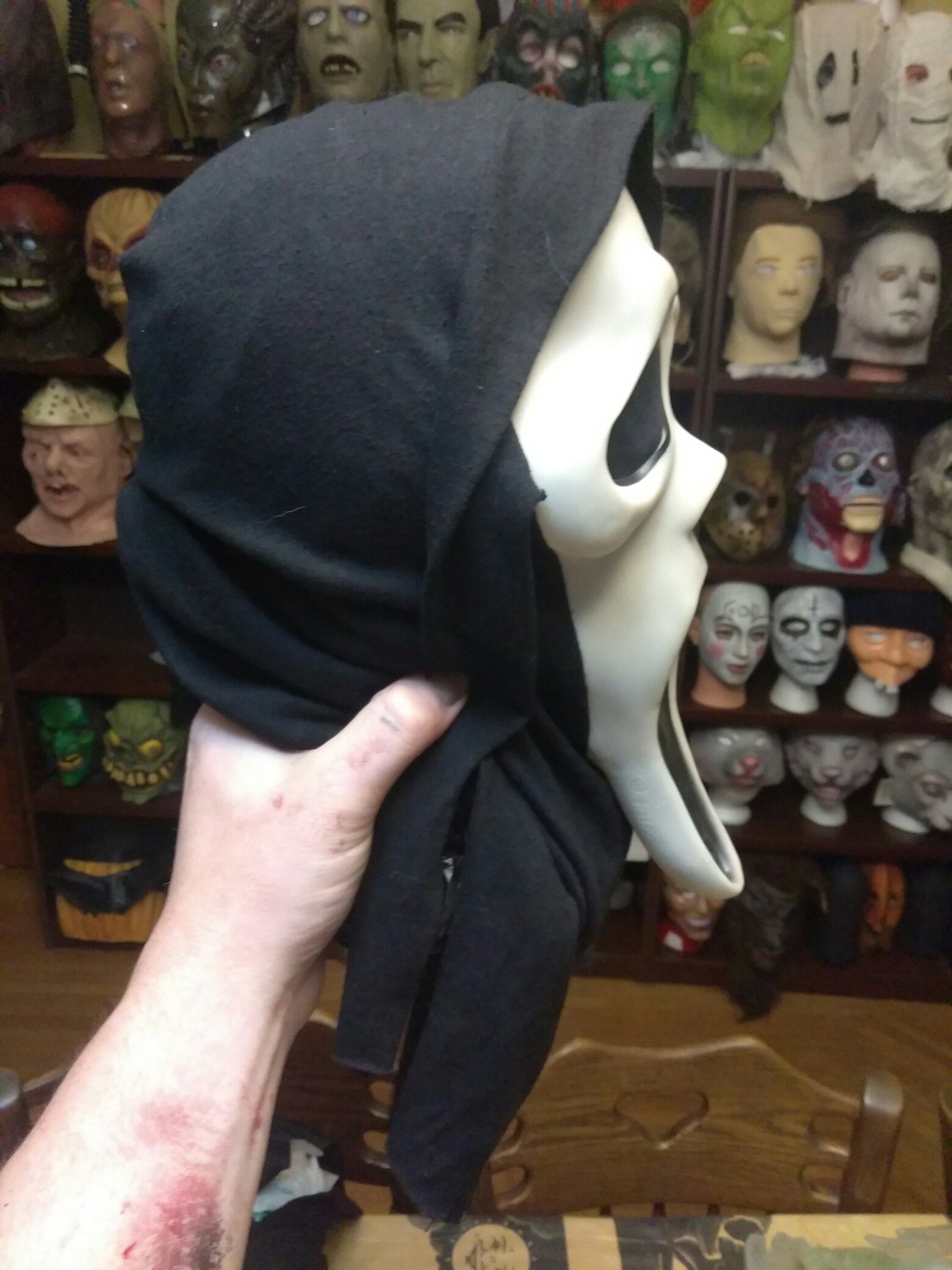 Fantastic Faces Ghostface Gen 2 Halloween mask for Sale in Elgin, IL ...