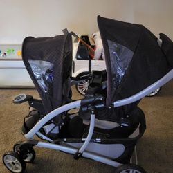 DOUBLE STROLLER 