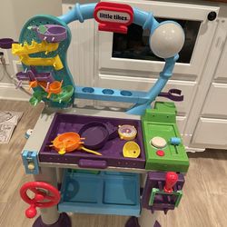 Little Tikes STEM Jr. Wonder Lab Toy with Experiments for Kids