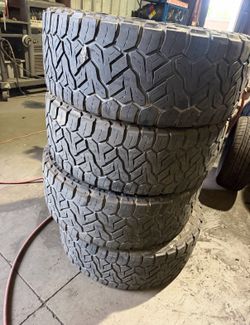 35x12.50R20LT
