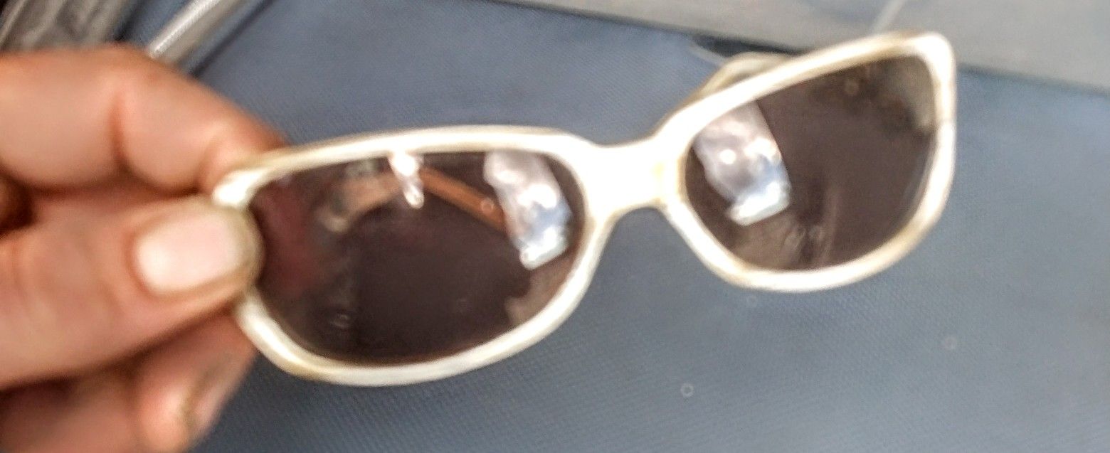 Tan Gucci Sunglasses