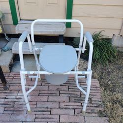 Adult Deluxe Adjustable Potty Chair 
