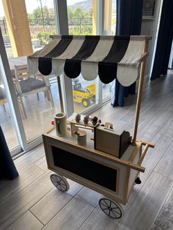 Kids Wooden Play Market Cart with Canopy and toys!