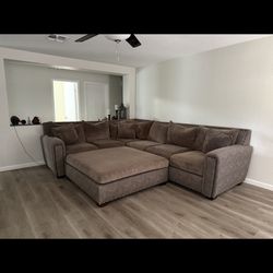 Oversized Brown L Shape with Large Ottoman – Super Cozy & Spacious