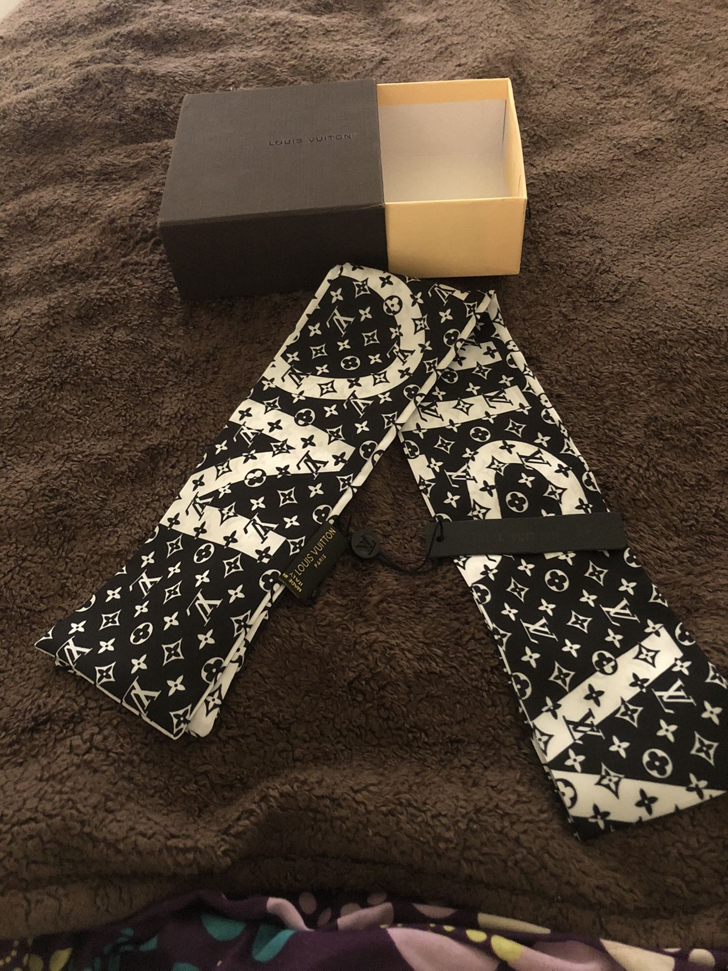 Louis Vuitton Scarf