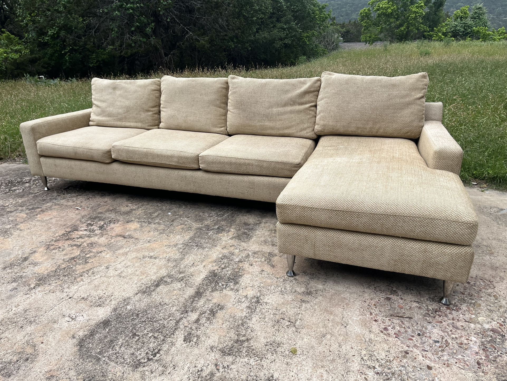 *FREE DELIVERY* Chinelle Fabric Sectional 