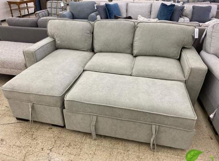 CREAM SLEEPER SECTIONAL WITH STORAGE