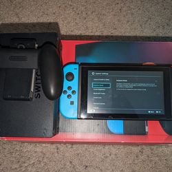 Nintendo Switch LCD With Mario Kart 8 Deluxe 