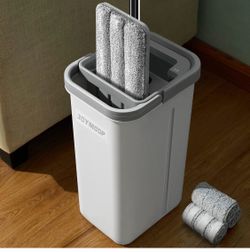 Mop and bucket set