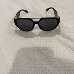 Versace Sunglasses Model 4371 Brand New - Dm For Price
