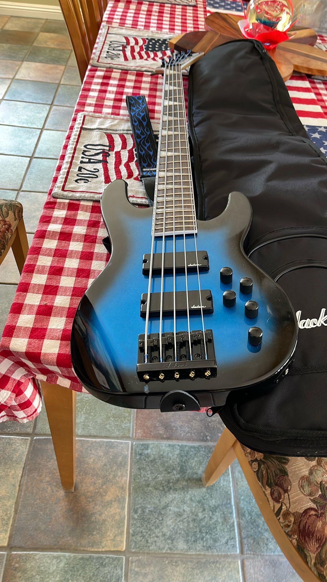Bass Jackson 5 String