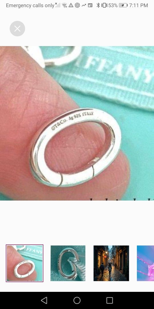 new Tiffany &Co Holder Claps . Silver