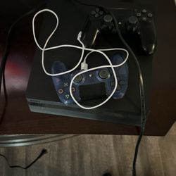 PS4 Black 1TB