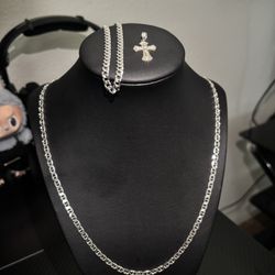 925 Sterling Silver Chain And Bracelet 