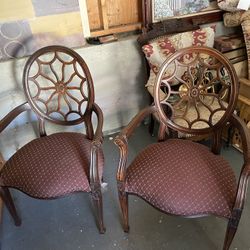 Clean, nice comfortable chairs