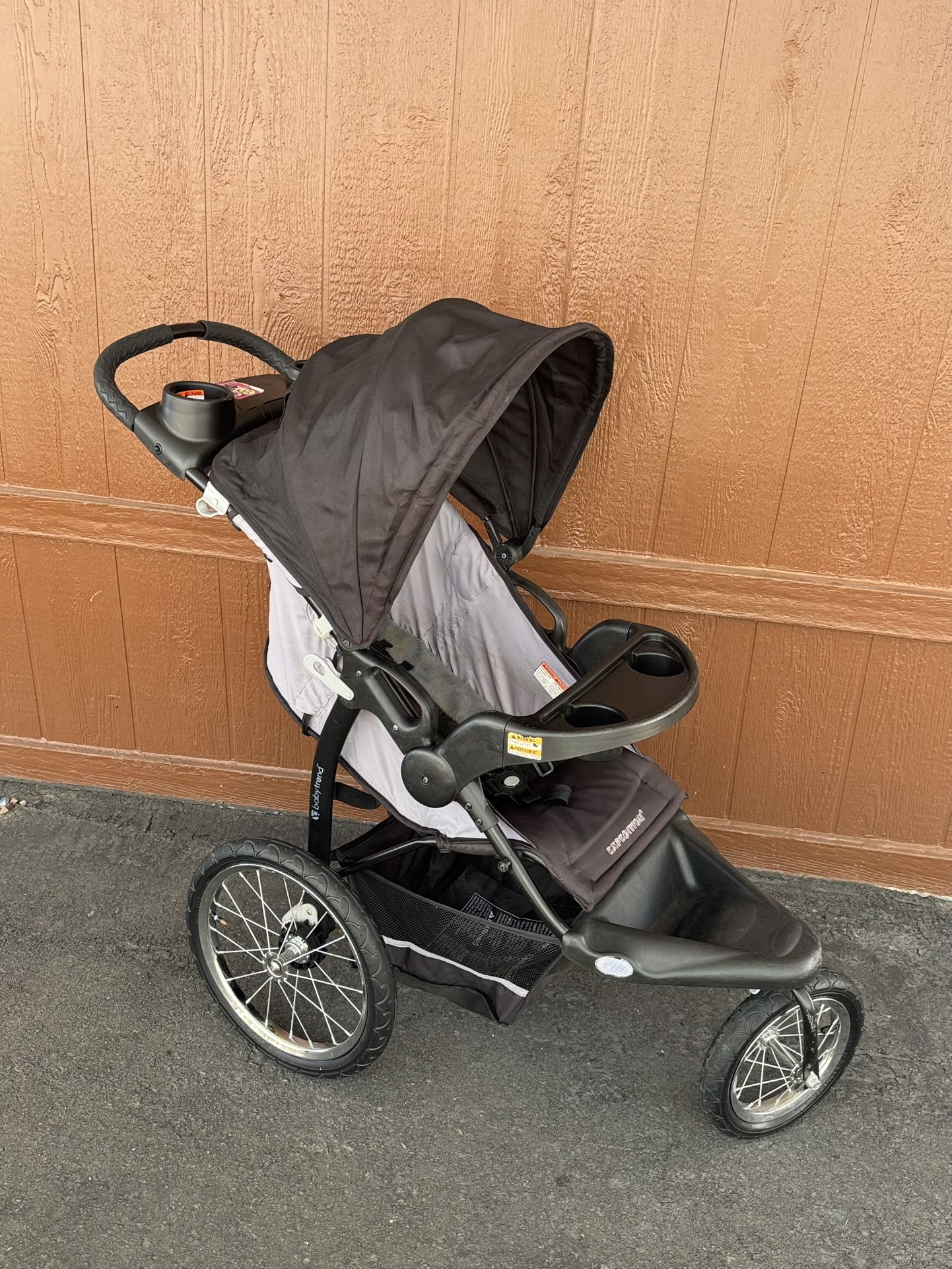 Like New Jogging Stroller NO FLAT TIRES