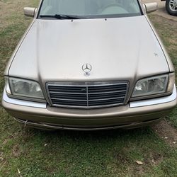 2000 Mercedes-Benz C-Class