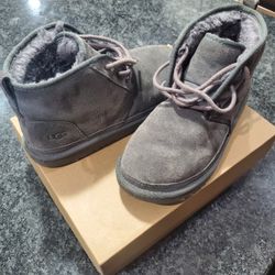 Ugg 