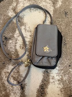 Jujube crossbody