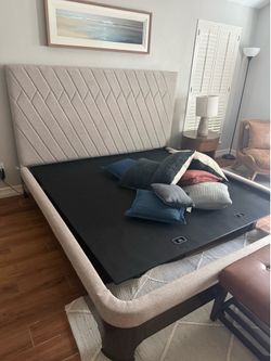Authentic Caracole Moderne King Bed – Designer Upholstered Bed Frame