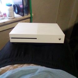 Xbox One S All White