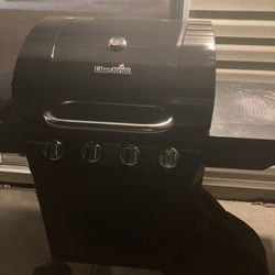 Char Broil Advantage 
