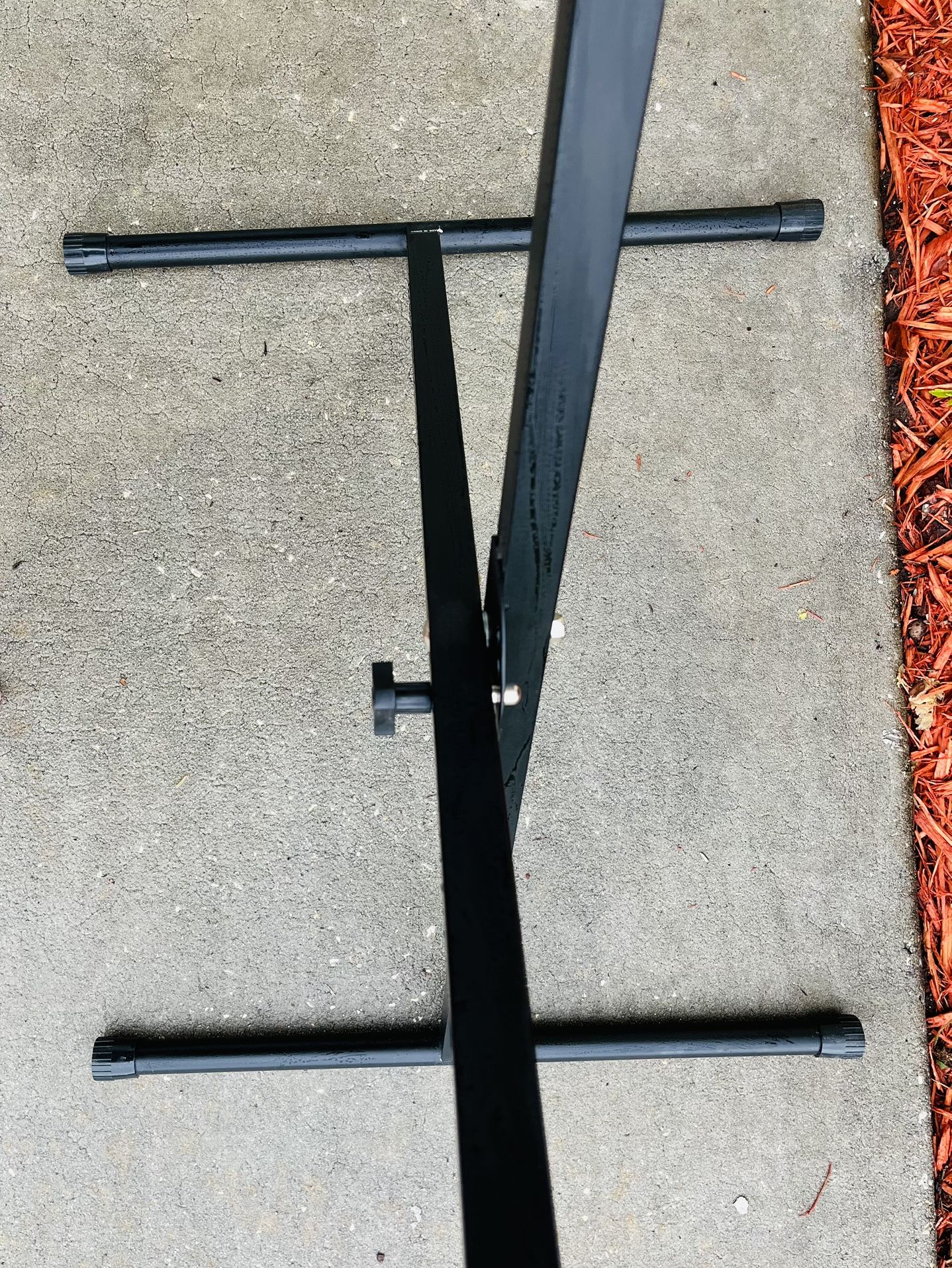 Keyboard Stand (only) adjustable for a portable keyboard from Yamaha and others. Easy assembly, folds flat for storage, supports keyboards up to 40 lb