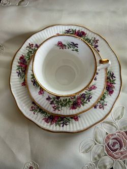Fine Bone China set