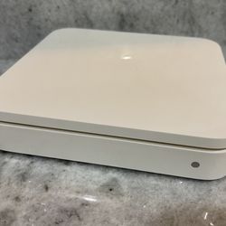 Wifi Router. APPLE