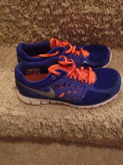 Ladies Nike Shoes