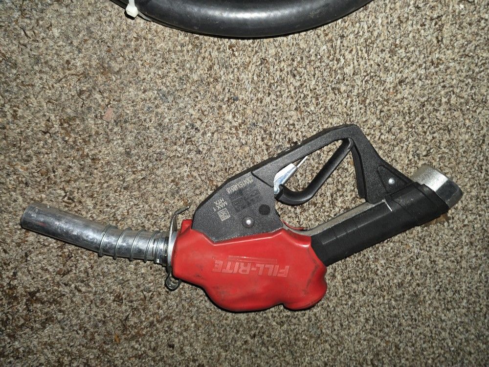 Fill Rite 1" Fuel Nozzle With Automatic Shut Off