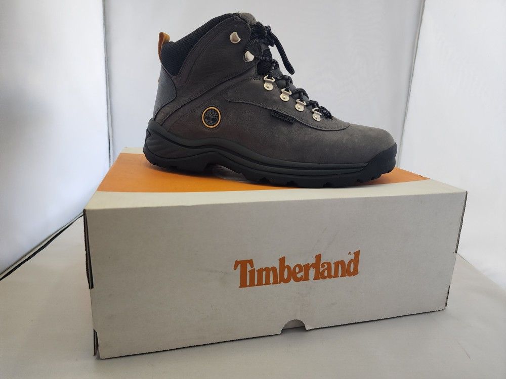 “Timberland White Ledge Waterproof Boots – Size 10.5 – Brand New w/ Box”
$100