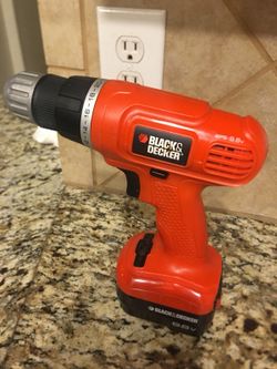 SPS: 9.6V Black&Decker drill