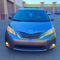 2014 Toyota Sienna