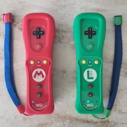 Nintendo Wii Controllers