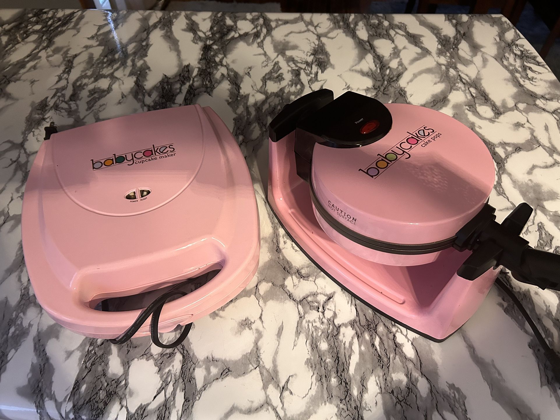Baby cakes Cupcake And Cake Pop Machine 