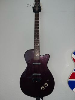 Danelectro U2 Reissue Electric Guitar - Burgundy / Plum - Excellent Condition