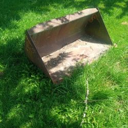 Large Front Loader Bucket