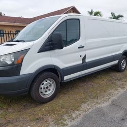 2017 Ford Transit 150 Van 