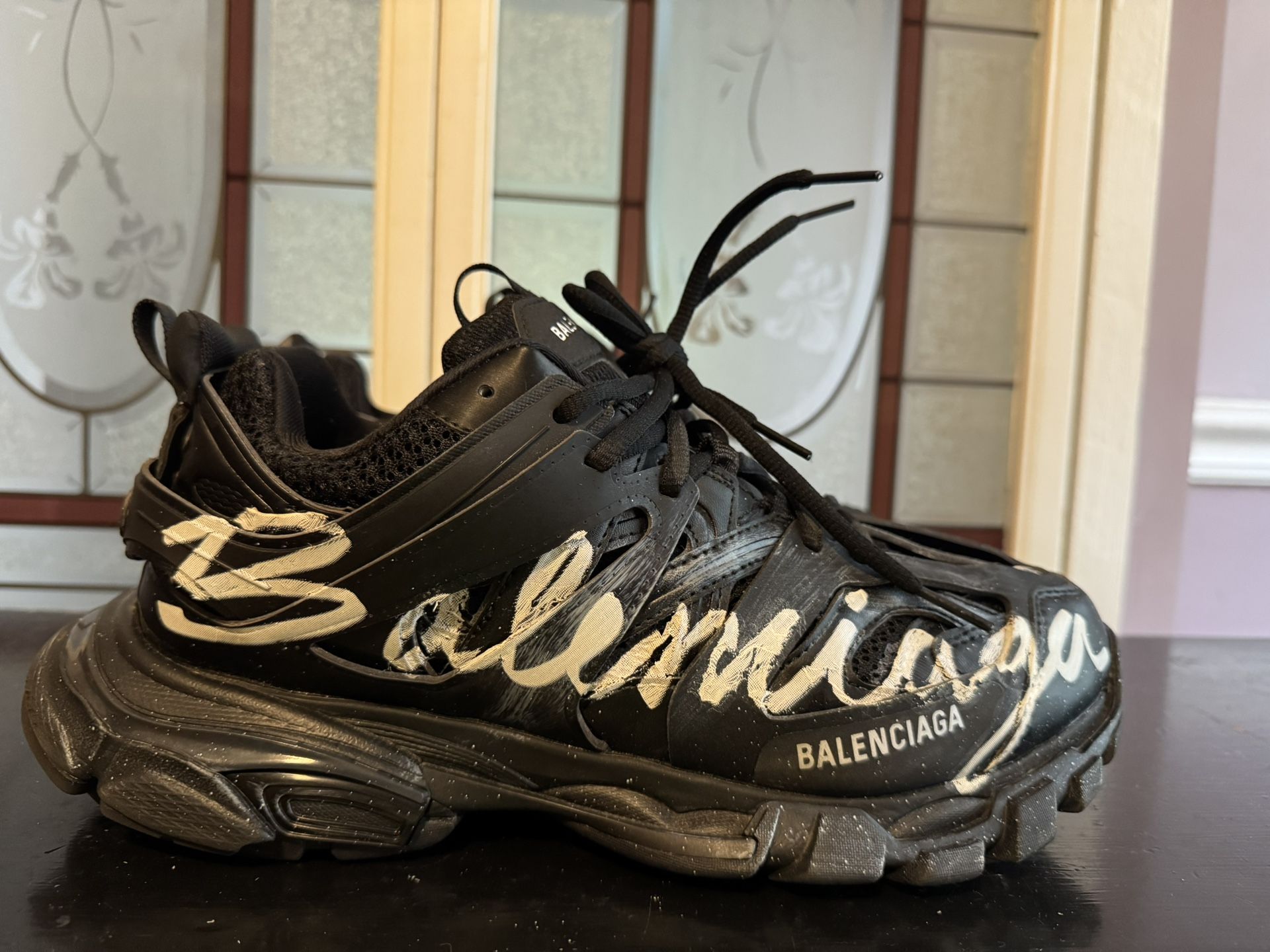 BALENCIAGA (MEN'S SIZE 8) TRACK SIGNATURE SNEAKER IN BLACK/WHITE